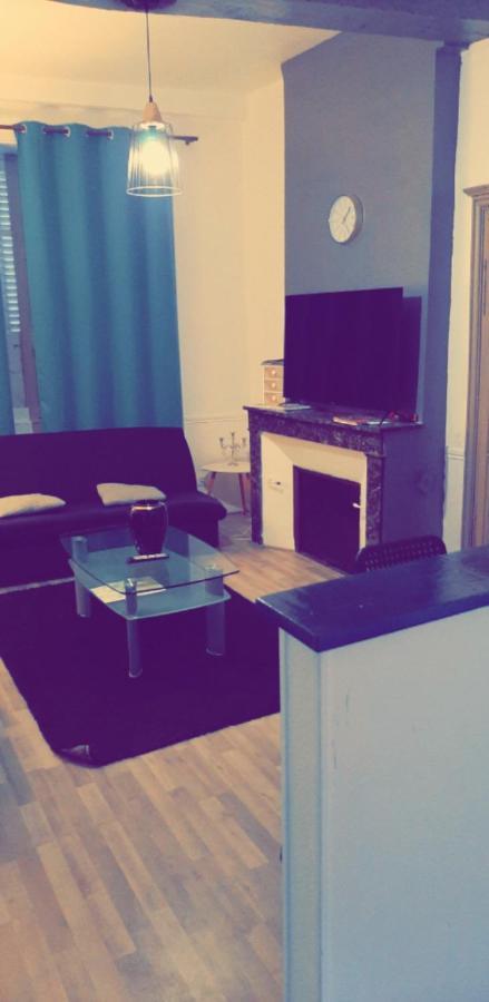 Appartement 48M2 Pour 6 Personnes Au Centre Ville Historique Avec Parking Gratuit Et Une Borne De Recharge Pour Voiture A 10 Metres Аваллон Экстерьер фото